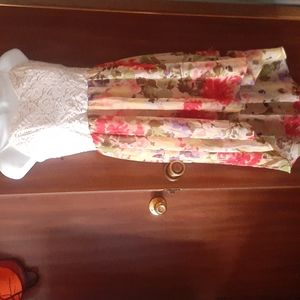 I.N. San Francisco...Strapless dress